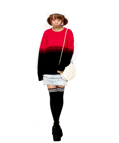 WEGO（ウィゴー）の「WEGO/グラデーションケーブルニット（ニット/セーター・レディース・ダークグレー/ブルー/ピンク・FREE）」の12枚目の写真