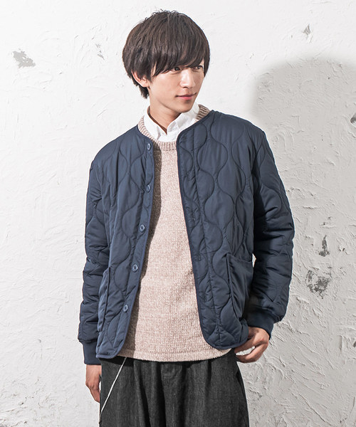 MinoriTY（マイノリティ）の「キルティングノーカラーブルゾン ミリタリージャケット（その他アウター・メンズ・オリーブ/ベージュ/ネイビー/レッド/ブラック・M/L/XL）」の5枚目の写真