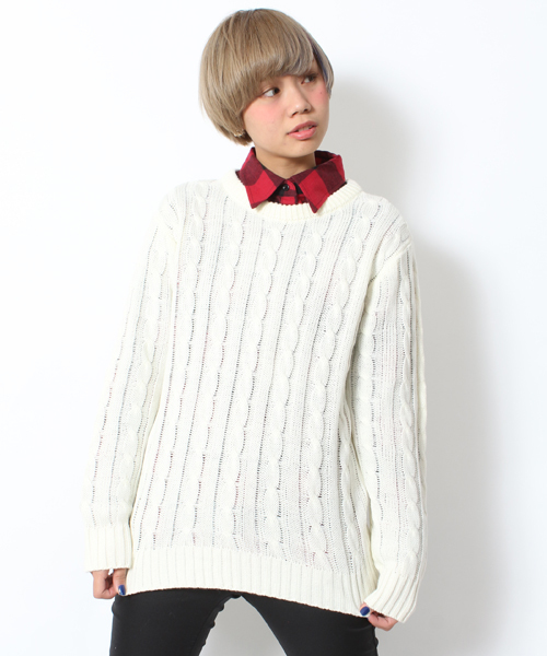 WEGO（ウィゴー）の「WEGO/ケーブル編みニット（ニット/セーター・メンズ・ワイン/ブルー/オフホワイト/グリーン/ネイビー/レッド/杢グレー・SMALL/MEDIUM/LARGE）」の2枚目の写真