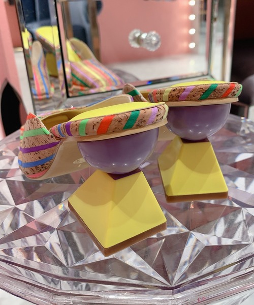 LILICIOUS(リリシャス)の「モチーフヒールミュール(サンダル・レディース・ブラック/ベージュ/マルチ・1/2/3)」の20枚目の写真