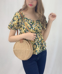 総花柄パフスリ裾フレアートップス