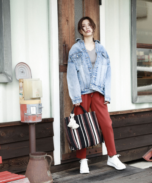 BAYFLOW(ベイフロー)の「テーパードロストパンツ(その他パンツ・レディース・ブラック/ベージュ/ネイビー/ブラウン/グリーン・SMALL/MEDIUM/LARGE)」の6枚目の写真