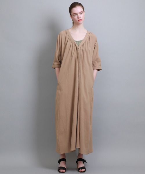 AKTE（アクテ）の「【AKTE(アクテ)】STUDIOUS別注Vネックボリューム