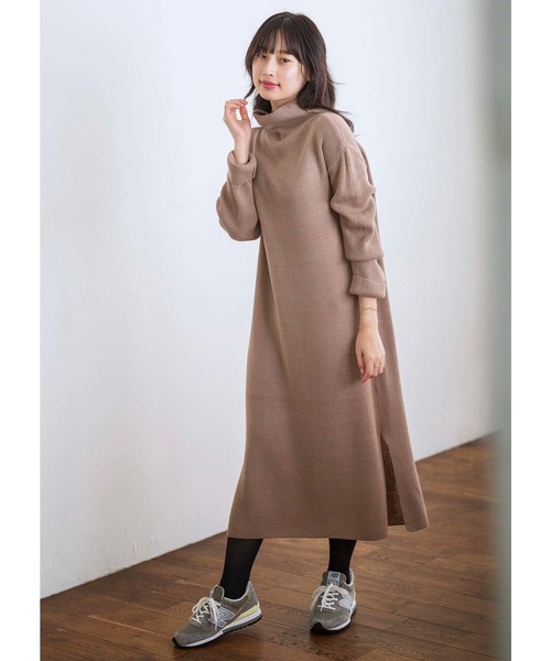 GeeRA(ジーラ)の「【WEB限定】タートルニットIラインワンピ(ワンピース)」|モカ