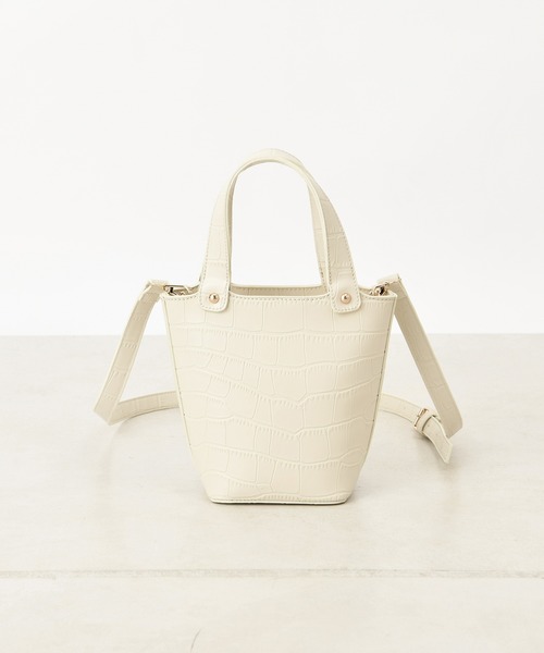 one after another NICE CLAUP（ワンアフターアナザーナイスクラップ）の「クロコ2Wayミニバッグ（ハンドバッグ・レディース・ブラウン/カーキ/アイボリー・FREE）」の19枚目の写真