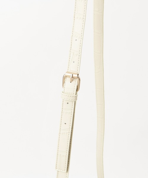 one after another NICE CLAUP（ワンアフターアナザーナイスクラップ）の「クロコ2Wayミニバッグ（ハンドバッグ・レディース・ブラウン/カーキ/アイボリー・FREE）」の11枚目の写真