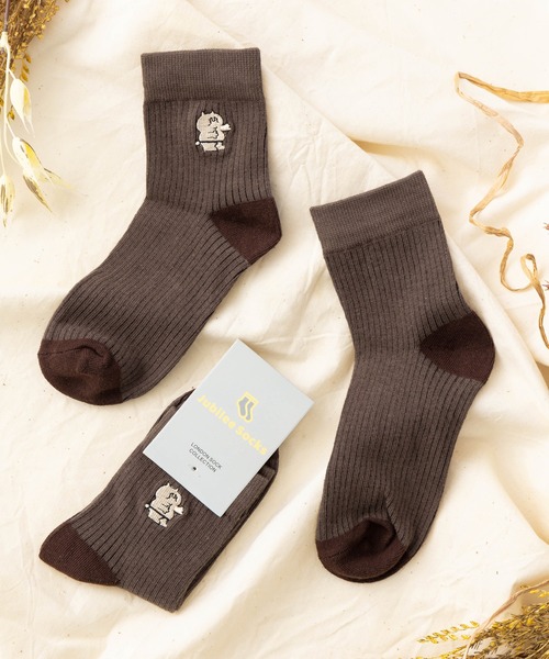 Jubilee（ジュビリー）の「ポップデザインソックス（ソックス/靴下・レディース・ブルー系その他/パープル/ピンク系その他/ホワイト×レッド/その他1/ダークネイビー/グレー/ベビーピンク/ホワイト/ブラック系その他/レッド系その他/ネイビー/ターコイズブルー/ブルー系その他2/ブラック/ダークブルー/イエロー/その他2/イエロー系その他/マスタード/アイボリー/モスグリーン/レッド系その他2/ブルー系その他3/ライトピンク/オリーブ/コーラルピンク/インディゴブルー/ダークオリーブ/ライトパープル/スモークピンク/オレンジ系その他/オレンジ/その他3/ブラック系その他3/ブラック系その他2/ブラック系その他5/ブラック系その他4/ライトグリーン/ベージュ/イエロー系その他2/ライトブルー/パープル系その他/ブラック系その他6/イエロー×グレー/グリーン系その他/ブルー系その他4/ピンク系その他2/ブラウン/ダークブラウン系/チャコールグレー/ダークグリーン/ブルー系その他5・FREE）」の14枚目の写真