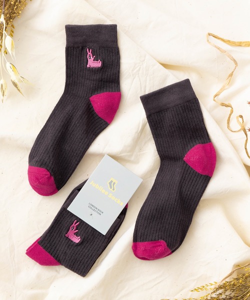 Jubilee（ジュビリー）の「ポップデザインソックス（ソックス/靴下・レディース・ブルー系その他/パープル/ピンク系その他/ホワイト×レッド/その他1/ダークネイビー/グレー/ベビーピンク/ホワイト/ブラック系その他/レッド系その他/ネイビー/ターコイズブルー/ブルー系その他2/ブラック/ダークブルー/イエロー/その他2/イエロー系その他/マスタード/アイボリー/モスグリーン/レッド系その他2/ブルー系その他3/ライトピンク/オリーブ/コーラルピンク/インディゴブルー/ダークオリーブ/ライトパープル/スモークピンク/オレンジ系その他/オレンジ/その他3/ブラック系その他3/ブラック系その他2/ブラック系その他5/ブラック系その他4/ライトグリーン/ベージュ/イエロー系その他2/ライトブルー/パープル系その他/ブラック系その他6/イエロー×グレー/グリーン系その他/ブルー系その他4/ピンク系その他2/ブラウン/ダークブラウン系/チャコールグレー/ダークグリーン/ブルー系その他5・FREE）」の12枚目の写真