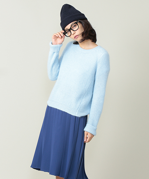 ELFORBR（エルフォーブル）の「キャッシュアンゴラ畦クルーネックプルオーバー（Tシャツ/カットソー・レディース・トップグレー/グリーン/サックスブルー・MEDIUM）」の3枚目の写真