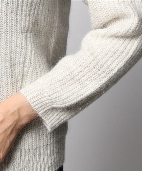 ELFORBR（エルフォーブル）の「キャッシュアンゴラ畦クルーネックプルオーバー（Tシャツ/カットソー・レディース・トップグレー/グリーン/サックスブルー・MEDIUM）」の9枚目の写真