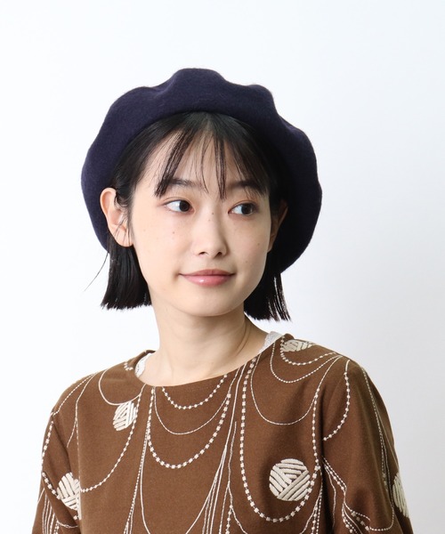 salle de bal(サルデバル)の「ウールベレー帽 / WOOL BERET(ハンチング/ベレー帽・レディース・ブラック/グレー/チャコールグレー/ベージュ/ネイビー/バーガンディー/ブラウン/ワインレッド・FREE)」の6枚目の写真