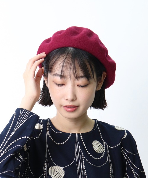 salle de bal(サルデバル)の「ウールベレー帽 / WOOL BERET(ハンチング/ベレー帽・レディース・ブラック/グレー/チャコールグレー/ベージュ/ネイビー/バーガンディー/ブラウン/ワインレッド・FREE)」の12枚目の写真