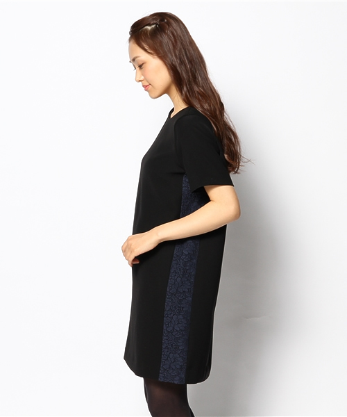 BEAMS LIGHTS Women's（ビームスライツ ウィメンズ）の「BEAMS LIGHTS / 片脇レース ワンピース（ワンピース・レディース・ブラック/ブラウン系その他・36/38）」の11枚目の写真