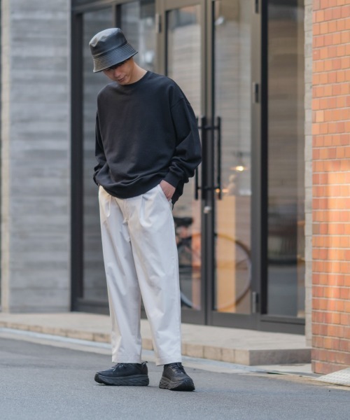 improves（インプローブス）の「ナチュラル ストレッチ タック ワイド テーパードパンツ（スラックス・メンズ・ブラック/ホワイト/ベージュ・LARGE/MEDIUM）」の5枚目の写真