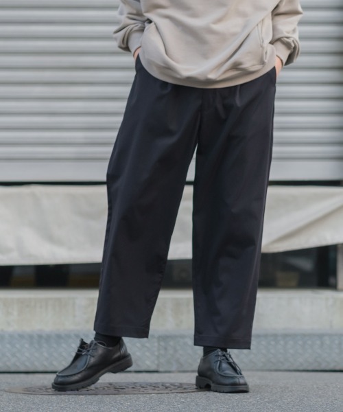 improves（インプローブス）の「ナチュラル ストレッチ タック ワイド テーパードパンツ（スラックス・メンズ・ブラック/ホワイト/ベージュ・LARGE/MEDIUM）」の8枚目の写真