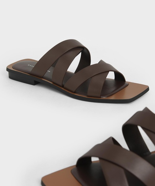 CHARLES & KEITH(チャールズ & キース)の「クロスオーバー フラット / Crossover Flats(サンダル・レディース・ホワイト/ブラック/ダークブラウン/ブルー・22.5cm/23cm/23.5cm/24.5cm/25cm/25.5cm)」の13枚目の写真