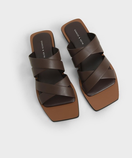CHARLES & KEITH(チャールズ & キース)の「クロスオーバー フラット / Crossover Flats(サンダル・レディース・ホワイト/ブラック/ダークブラウン/ブルー・22.5cm/23cm/23.5cm/24.5cm/25cm/25.5cm)」の10枚目の写真