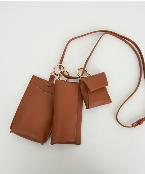 LAZY SUSAN（レイジースーザン）の「マルチポシェット　ルベルニ３セット（ショルダーバッグ・レディース・ブラック/ブラウン/アイボリー・FREE）」の15枚目の写真