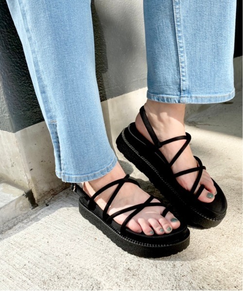 Heather(ヘザー)の「厚底コードレースアップ トングサンダル 937582(サンダル・レディース・ブラック/アイボリー/ベージュ・M/L)」の3枚目の写真