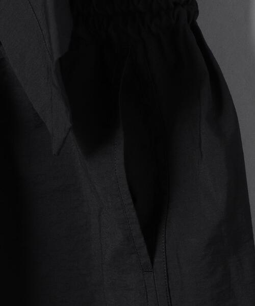 LEMAIRE（ルメール）の「＜LEMAIRE（ルメール）＞ フリル ノースリーブ ドレス ■■■（ドレス・レディース・ブラック・36/34）」の7枚目の写真