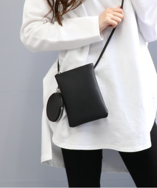 POUTOJOURU(ポートジュール)の「【ポートジュール】 PUレザーミニショルダーバッグ コインケース付き WEB限定(ショルダーバッグ・レディース・ホワイト/ライトブルー/ブラック/ベージュ/カーキ/モカ/グレイッシュベージュ・FREE)」の3枚目の写真