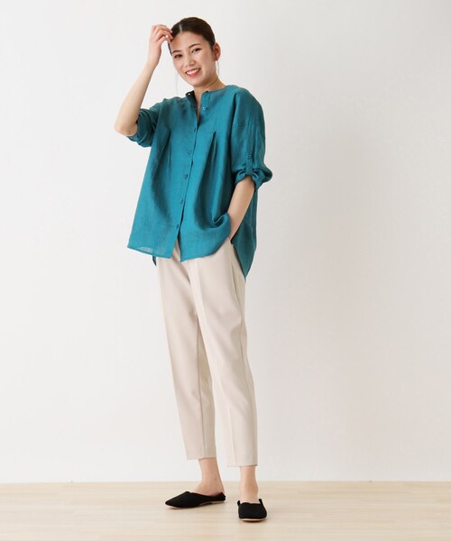 SHOO・LA・RUE（シューラルー）の「◆フレンチリネン100％ゆるバンドカラーシャツ（シャツ/ブラウス・レディース・ホワイト/グリーン・02/03/04）」の4枚目の写真
