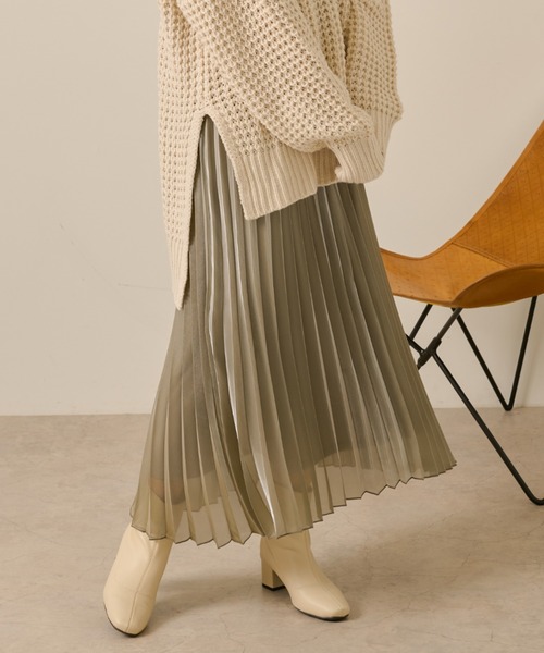 Ambre Neige（アンブルネージュ）の「シャイニープリーツスカート／【WEB/EC限定商品】（スカート・レディース・ブルー系その他/ピンクベージュ・FREE）」の11枚目の写真