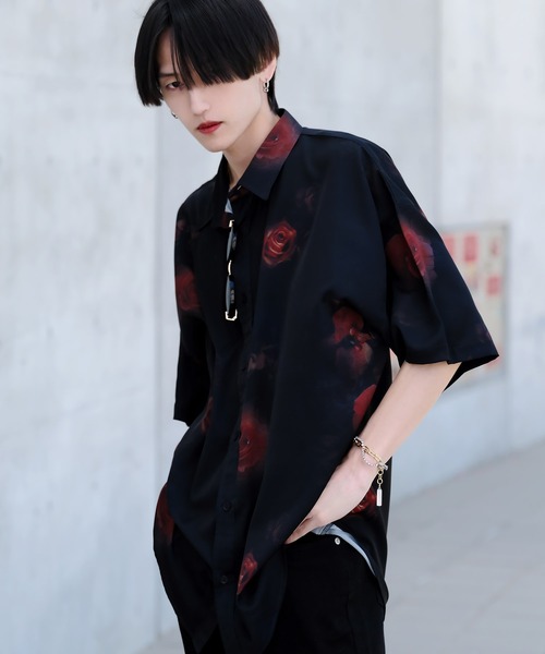 G.O.C(ジーオーシー)の「マルチパターンオーバーサイズ半袖ドルマンシャツ(シャツ/ブラウス・メンズ・レオパード/ホワイト系その他/ブラック系その他/ホワイト系その他2/ブラック系その他2/パイソン/その他1/その他2/その他3/ワイン/ブルー/パープル/その他4/その他5/ブルー系その他/ホワイト・FREE)」の12枚目の写真