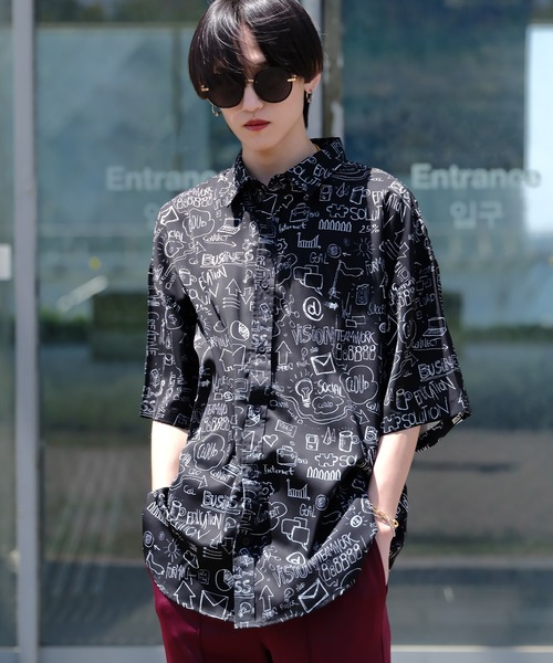 G.O.C(ジーオーシー)の「マルチパターンオーバーサイズ半袖ドルマンシャツ(シャツ/ブラウス・メンズ・レオパード/ホワイト系その他/ブラック系その他/ホワイト系その他2/ブラック系その他2/パイソン/その他1/その他2/その他3/ワイン/ブルー/パープル/その他4/その他5/ブルー系その他/ホワイト・FREE)」の5枚目の写真