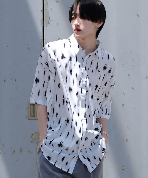 G.O.C(ジーオーシー)の「マルチパターンオーバーサイズ半袖ドルマンシャツ(シャツ/ブラウス・メンズ・レオパード/ホワイト系その他/ブラック系その他/ホワイト系その他2/ブラック系その他2/パイソン/その他1/その他2/その他3/ワイン/ブルー/パープル/その他4/その他5/ブルー系その他/ホワイト・FREE)」の21枚目の写真