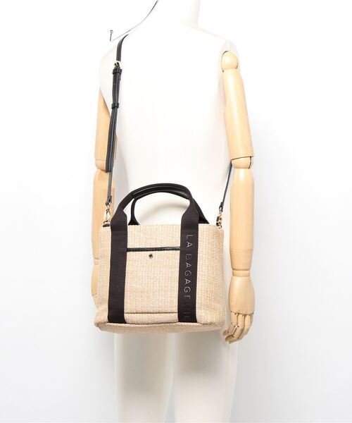 LA BAGAGERIE（ラバガジェリー）の「ストロー×エンボスロゴテープ2wayかごバッグ（かごバッグ・レディース・ベージュ/グレイッシュベージュ/ブラック・FREE）」の7枚目の写真