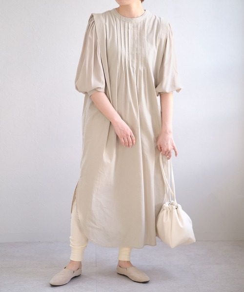 ANDJ(アンドジェイ)の「リネンタッチ異素材切替ピンタックブザムワンピース(シャツワンピース・レディース・ブラック/アイボリー/ライトベージュ・M)」の17枚目の写真