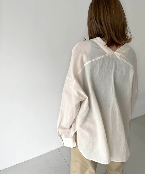 CANAL JEAN（キャナルジーン）の「via j(ヴィアジェイ) コットンリネンVネックシャツ（シャツ/ブラウス・レディース・ベージュ/アイボリー・ONE SIZE）」の8枚目の写真