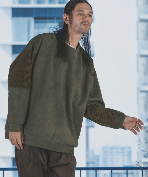 ANGENEHM（アンゲネーム）の「mlt3497-Suede Like Cardboard Knit×Corduroy Switch Pullover (MADE IN JAPAN) プルオーバー（Tシャツ/カットソー・メンズ・オリーブ/ブラック・M/L/S）」の4枚目の写真