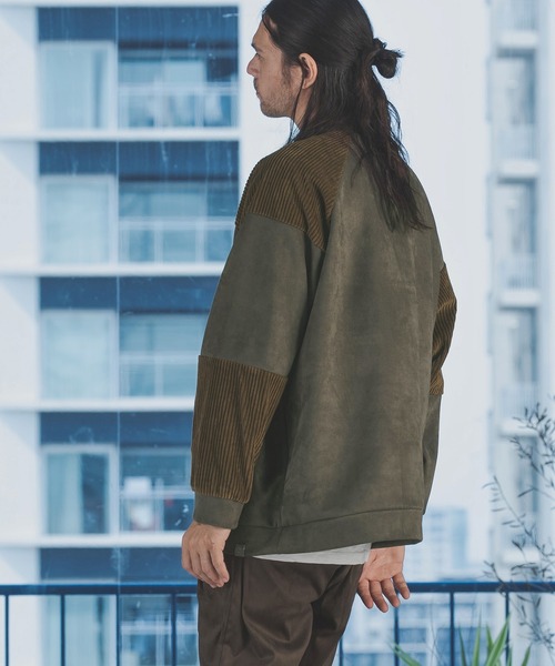 ANGENEHM（アンゲネーム）の「mlt3497-Suede Like Cardboard Knit×Corduroy Switch Pullover (MADE IN JAPAN) プルオーバー（Tシャツ/カットソー・メンズ・オリーブ/ブラック・M/L/S）」の5枚目の写真