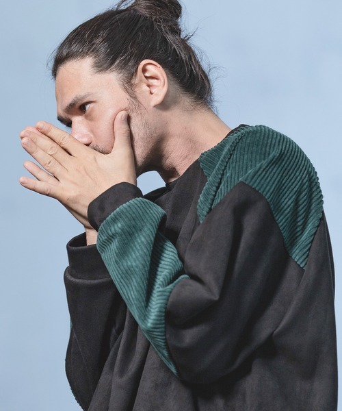 ANGENEHM（アンゲネーム）の「mlt3497-Suede Like Cardboard Knit×Corduroy Switch Pullover (MADE IN JAPAN) プルオーバー（Tシャツ/カットソー・メンズ・オリーブ/ブラック・M/L/S）」の11枚目の写真