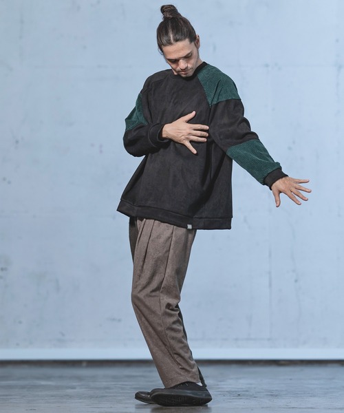 ANGENEHM（アンゲネーム）の「mlt3497-Suede Like Cardboard Knit×Corduroy Switch Pullover (MADE IN JAPAN) プルオーバー（Tシャツ/カットソー・メンズ・オリーブ/ブラック・M/L/S）」の12枚目の写真