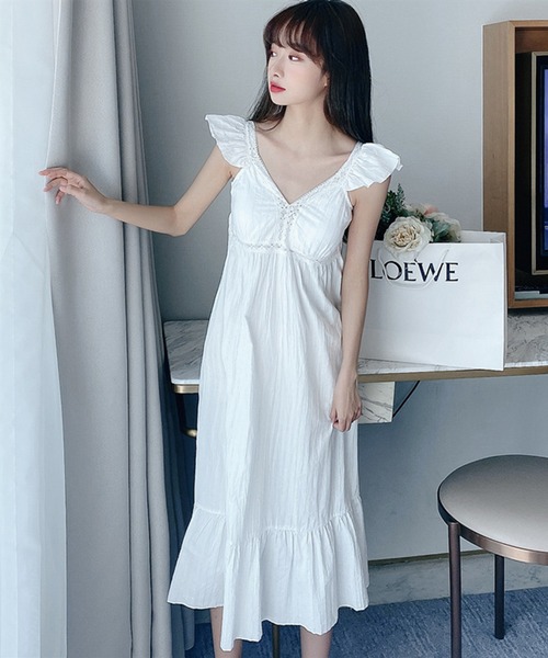 Jasmine Grandiflorum（ジャスミングランディフローラム）の「ロング丈ワンピースルームキャミワンピーズ（ルームワンピース・レディース・ホワイト・LARGE/MEDIUM）」の8枚目の写真