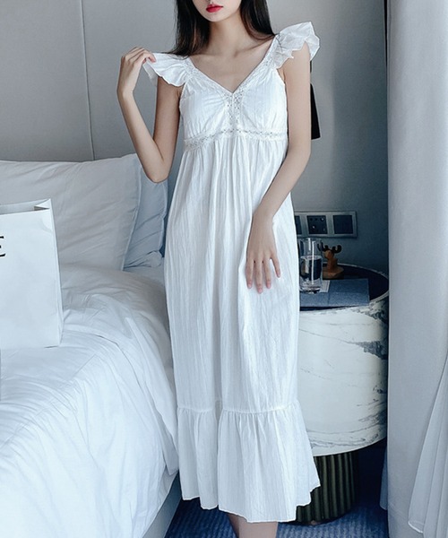 Jasmine Grandiflorum（ジャスミングランディフローラム）の「ロング丈ワンピースルームキャミワンピーズ（ルームワンピース・レディース・ホワイト・LARGE/MEDIUM）」の10枚目の写真