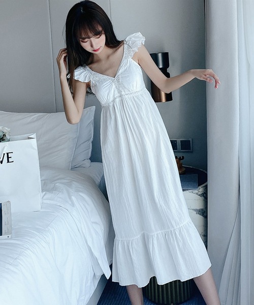 Jasmine Grandiflorum（ジャスミングランディフローラム）の「ロング丈ワンピースルームキャミワンピーズ（ルームワンピース・レディース・ホワイト・LARGE/MEDIUM）」の11枚目の写真