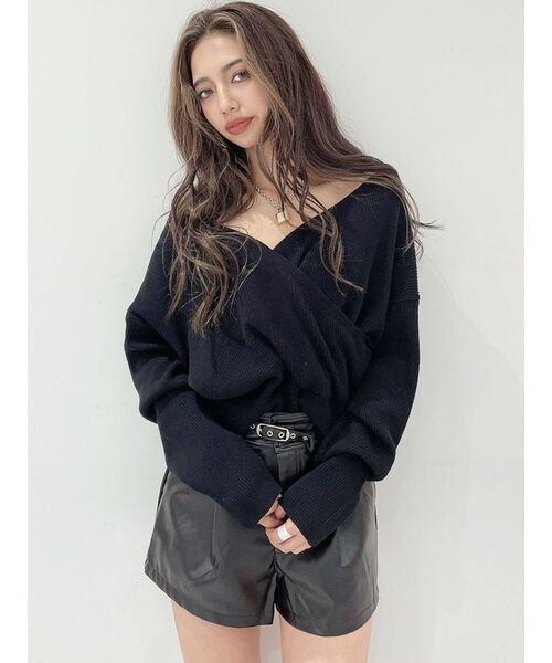 GYDA（ジェイダ）の「オフショルマトンスリーブニット TOPS（ニット/セーター・レディース・ブラック/ベージュ/アイボリー・FREE）」の3枚目の写真