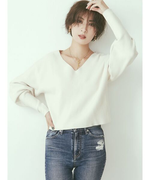 GYDA（ジェイダ）の「オフショルマトンスリーブニット TOPS（ニット/セーター・レディース・ブラック/ベージュ/アイボリー・FREE）」の10枚目の写真