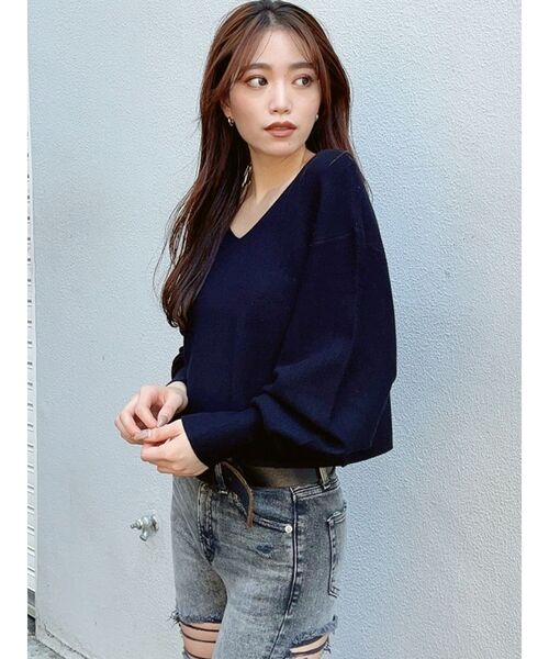 GYDA（ジェイダ）の「オフショルマトンスリーブニット TOPS（ニット/セーター・レディース・ブラック/ベージュ/アイボリー・FREE）」の5枚目の写真