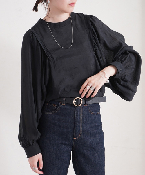 Fizz(フィズ)の「【Fizz/フィズ】 バックリボンボリューム袖シアーブラウス(シャツ/ブラウス・レディース・ブラック/オリーブ/サンドベージュ・M)」の2枚目の写真