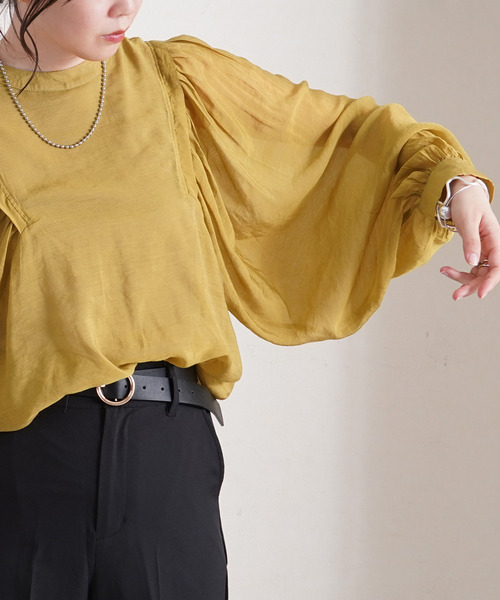 Fizz(フィズ)の「【Fizz/フィズ】 バックリボンボリューム袖シアーブラウス(シャツ/ブラウス・レディース・ブラック/オリーブ/サンドベージュ・M)」の9枚目の写真