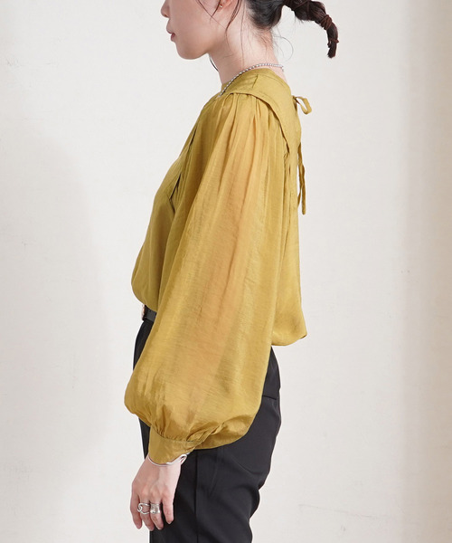 Fizz(フィズ)の「【Fizz/フィズ】 バックリボンボリューム袖シアーブラウス(シャツ/ブラウス・レディース・ブラック/オリーブ/サンドベージュ・M)」の17枚目の写真