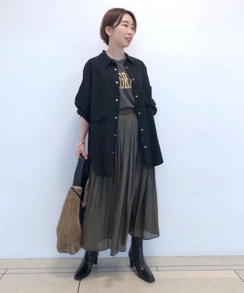 VIOLAd'ORO（ヴィオラドーロ）の「【VIOLAd'ORO(ヴィオラドーロ)】エコファーショルダーバッグ（ショルダーバッグ・レディース・ベージュ・FREE）」の7枚目の写真