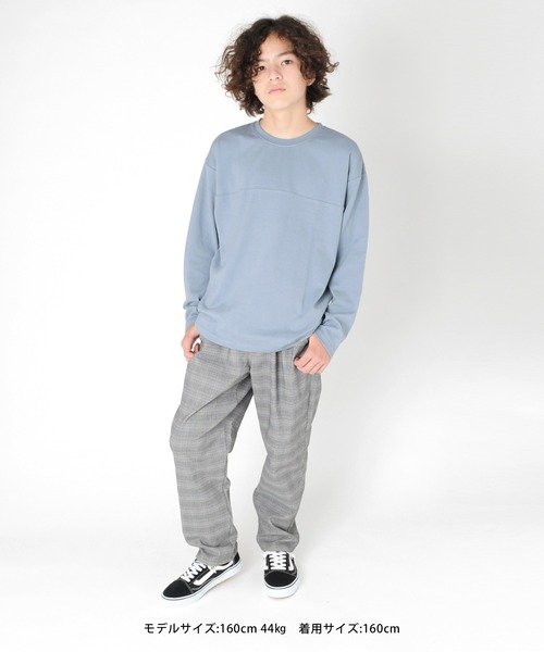 GLAZOS(グラソス)の「厚手天竺・ドロップショルダー切替オーバルバックプリント長袖Tシャツ(Tシャツ/カットソー・キッズ・ライトブルー/ホワイト/チャコールグレー・130cm/150cm/140cm/170cm/160cm)」の12枚目の写真