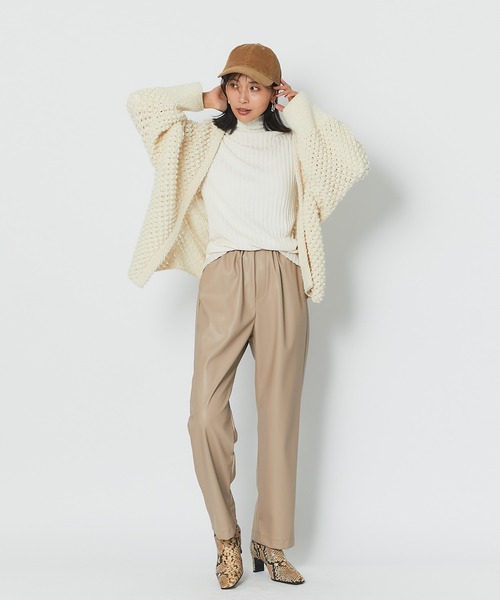 RIVE DROITE（リヴドロワ）の「ポップコーン柄が新鮮な一枚　ロービングハンドニットカーディガン（カーディガン/ボレロ・レディース・オフホワイト・FREE）」の8枚目の写真