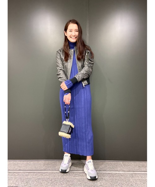 DIESEL（ディーゼル）の「レディース ボンバージャケット レザー（ブルゾン・レディース・ブラック/オリーブ・LARGE/SMALL/X-SMALL/MEDIUM）」の15枚目の写真